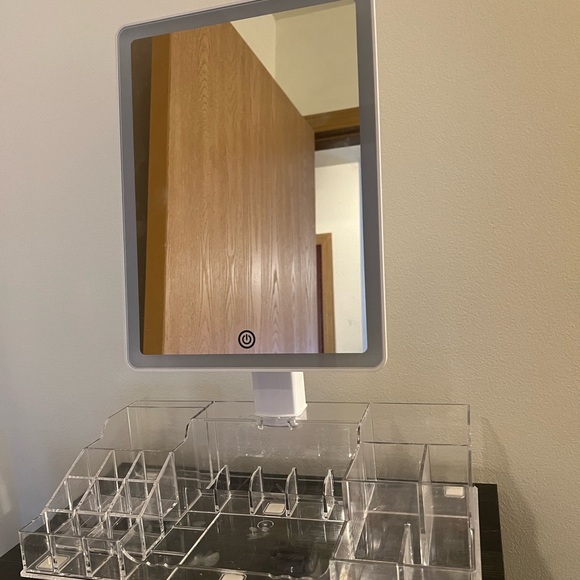 White LED Vanity Mirror with Clear Organizer Makeup Organizers